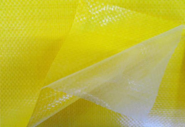 內粘膜編織袋-50KG全黃雙面3