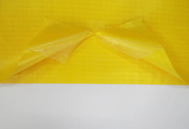 內粘膜編織袋-50KG全黃雙面4